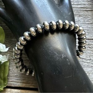 Flat Saucer 8mm 7 Inch Stretch 925 Sterling Silver Pearls Bead Bracelet